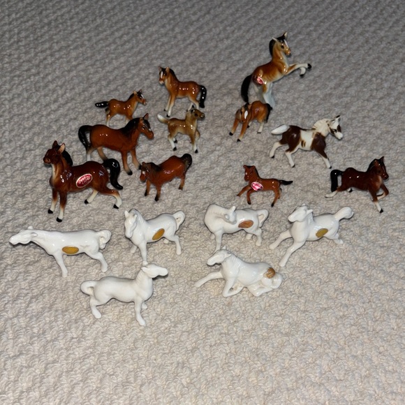Miniature Porcelain Horses 17 - Picture 2 of 6